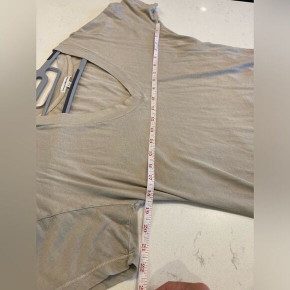 James Perse 100% Cotton V-neck Tan Short Sleeve Minimalist Tee Shirt Small - Picture 5 of 9